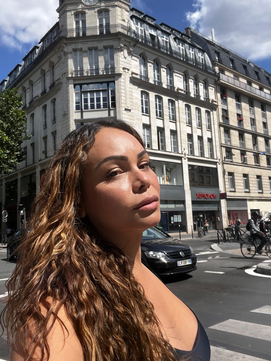 Dannytrans69's tweet photo. Bonjour Paris 🥰☀️ https://t.co/N2Ofglb1ae