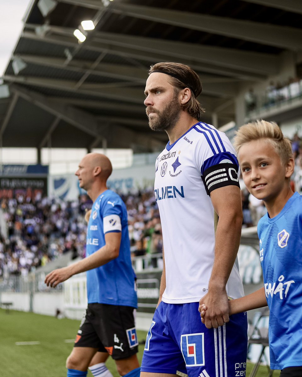 ifknorrkoping's tweet photo. 🫡©️

Ses på söndag, Kamrater! 

⚪️🔵#ifknorrköping https://t.co/ajuEtb8jlB