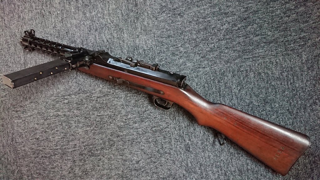someaka45's tweet photo. フィードカバー開閉時のカッチリ感が楽しくて触る度に開けちゃう

MP34  無可動 https://t.co/fbV0QE9myL