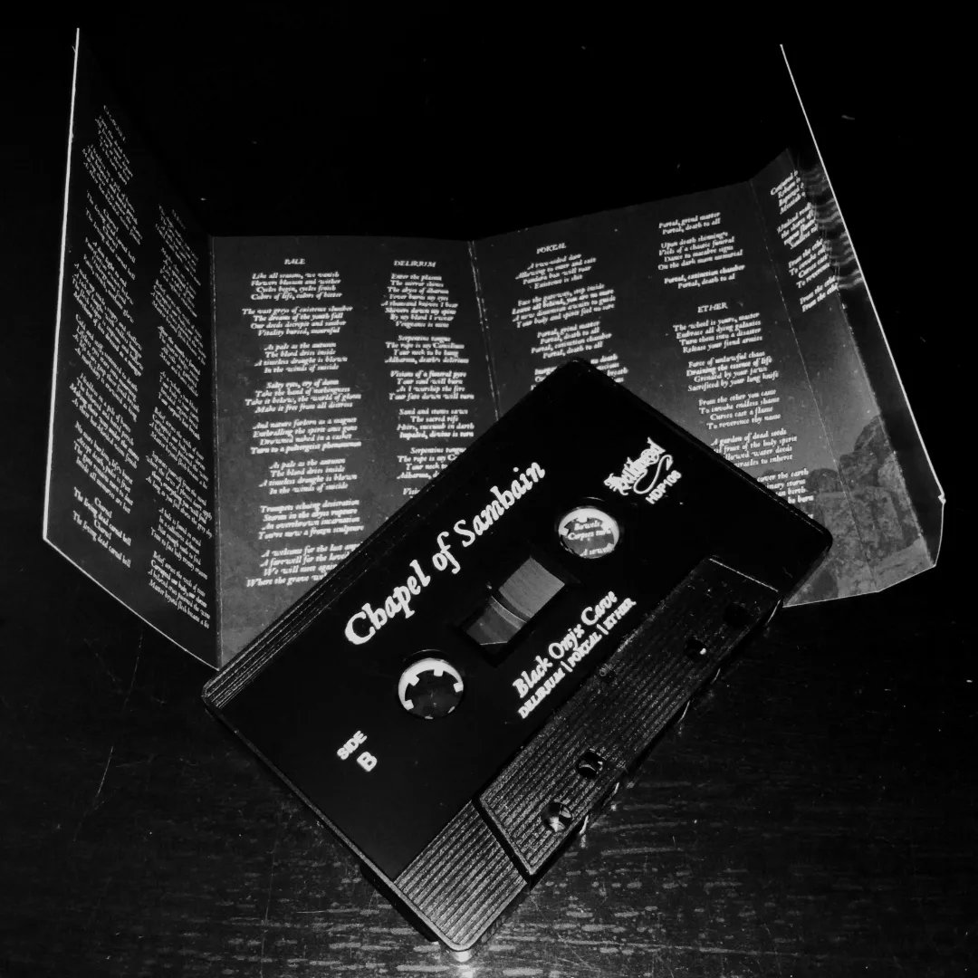 helldprod's tweet image. [OUT NOW]
CHAPEL OF SAMHAIN (POR) "Black Onyx Cave" (Full-Length, 2024)
Cat Nº #: HDP106
Cassette, LTD 50 Copies [First Press]
(Link to shop in bio)
#chapelofsamhain #helldprod #deathmetal #blackeneddeathmetal #metal #deathmetal #blackdeath #tape #cassette #outnow