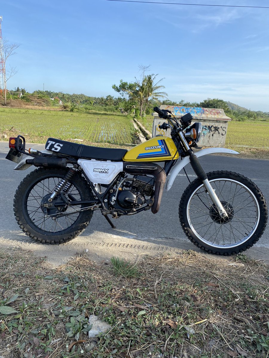AjizAW's tweet photo. Suzuki TS 100
Mesin siap pakai bukan siap dandan
Part ori semua
Surat lengkap stnk bpkb pajak pules
Jual 17jt nego
Lokasi sleman yogyakarta
Wa 082134817846 
@JanganGoyah maturnuwun mas🙏 https://t.co/re6mhh9jlY