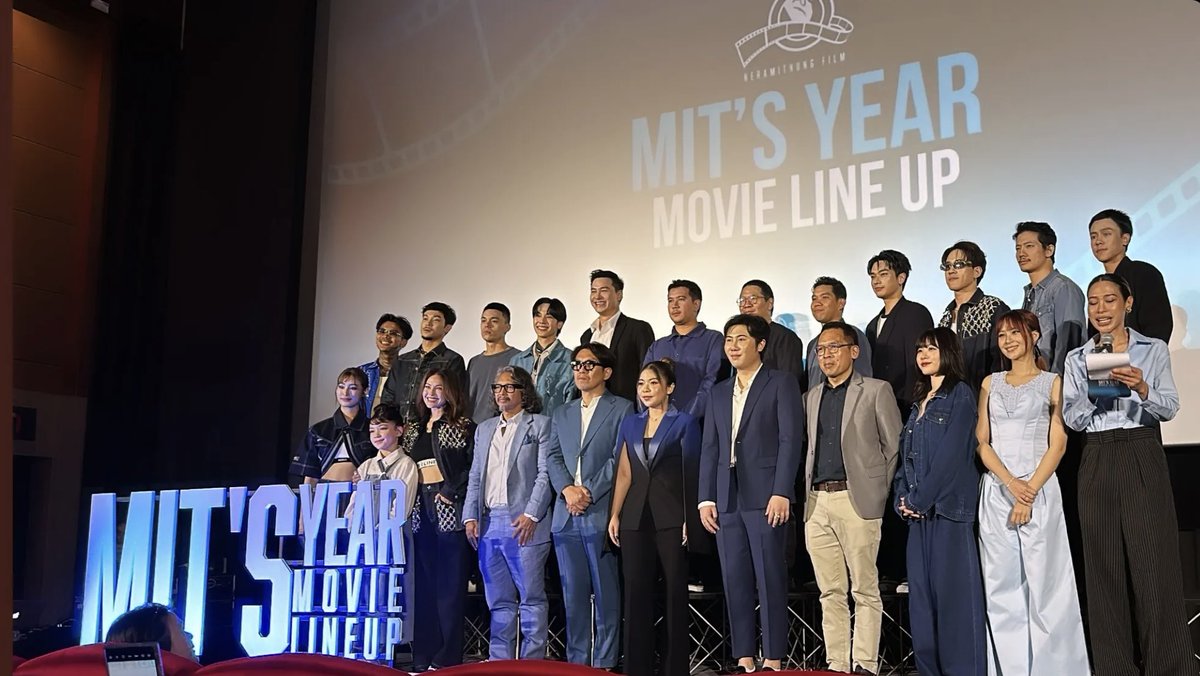TheoryofYinWar's tweet photo. IG aunjung, pplachigo, z0m_0

รวมทีมนักแสดง

#mitsyear
#เนรมิตรหนังฟิล์ม 
#NeramitnungFilm 
#TakleeGenesis
#ตาคลีเจเนซิส 
#หยิ่นวอร์ #warwanarat @warwanarat https://t.co/5bL7HjK1va