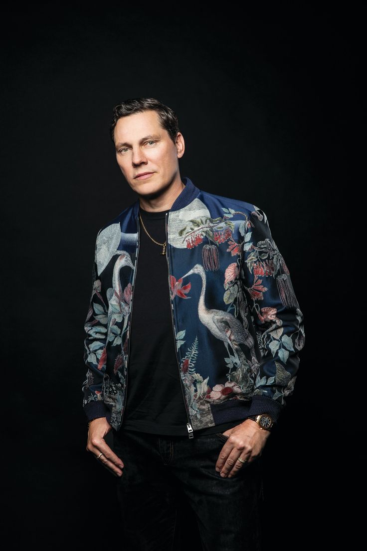 Take a trip down memory lane with Tiësto at Kappa FuturFestival! 🎧✨

Watch the legendary DJ in action here: bit.ly/3zLYtrY

#Tiesto #KappaFuturFestival #EDM #MusicFestival #DJLife