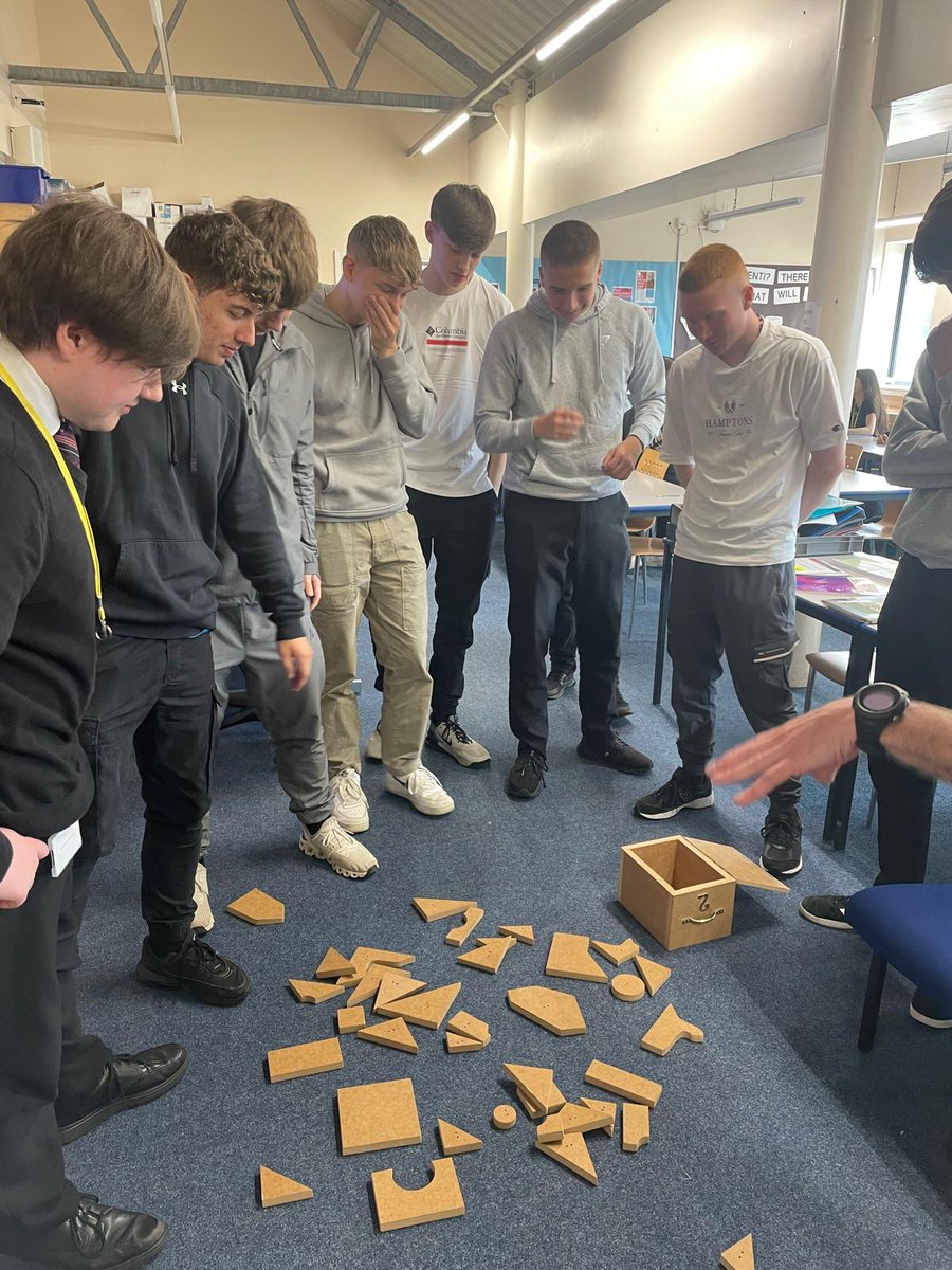 ImmanuelBD10's tweet photo. Whilst many of our Year 12 students have been out on work experience this week, our students who remained in school have enjoyed plenty of alternative activities 😍 #Post16 #StayLocalGoFurther https://t.co/Yw7La21KCI