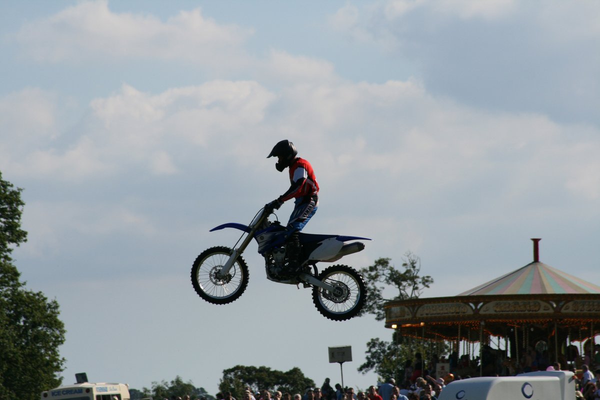 ScPhotogallery's tweet photo. The On Two Wheels Challenge.
I entered these pictures and got to Elite Level. 
#photography #GuruShots #twowheels #motorbikes https://t.co/B7NKxa9Ffw