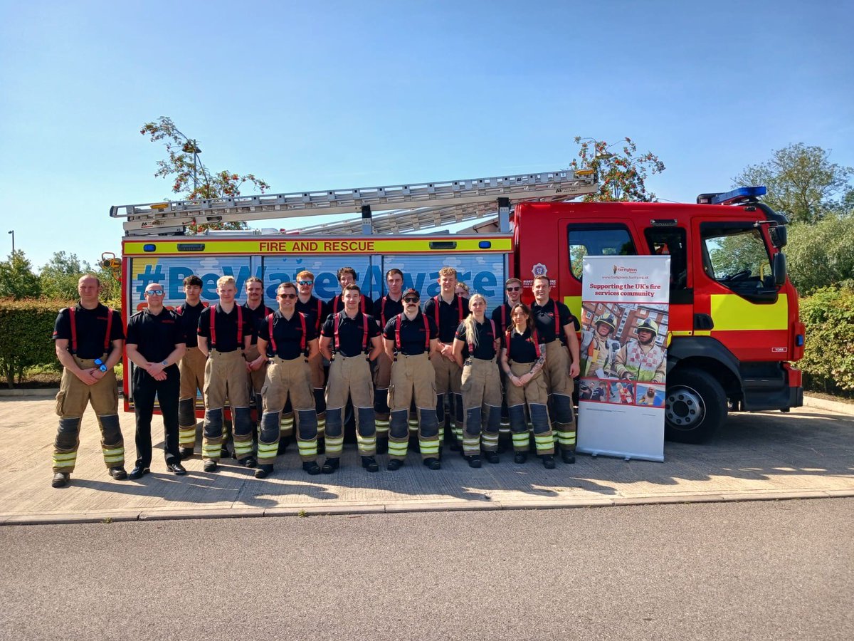 NorthYorksFire's tweet photo. Is your car in need of a wash for the weekend? Pop down to the Vanguard shopping centre in York today and get it washed by our fantastic crews. They will be there until 2pm and all donations will go to @firefighters999 https://t.co/PZlPBaTZUv
