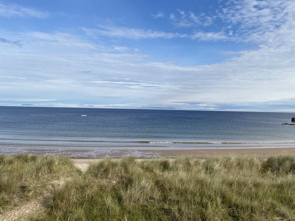 AlliHorne's tweet photo. Morning dook done 😊 #hopeman #morayfirth #makethemostofit https://t.co/QsSwwFfhIS