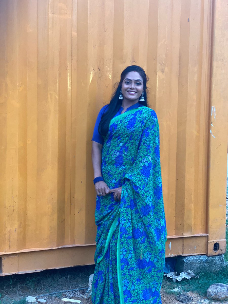 jlxmi11's tweet photo. “Education gives you wings to fly” Jayalekshmi BA ML now 🧿🙏🏽🫶🏽😇
மாற்றம் ஒன்றே மாறாதது மாறிக்கொண்டே இருப்போம��, நல்லதுக்காக. #JLposts https://t.co/O39GFakYLD