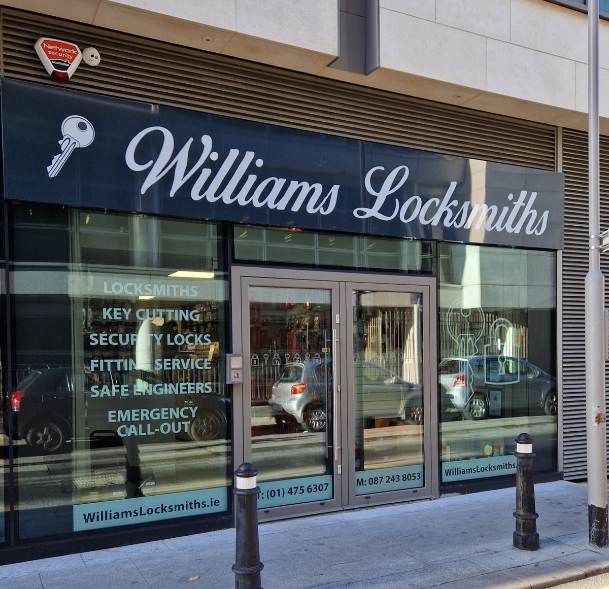 LOCKSMITH ANNUAL LEAVE
AUGUST 6TH–AUGUST 12TH

N.B. THERE WILL BE NO OUTDOOR
LOCKSMITH SERVICE AVAILABLE
DURING THIS PERIOD

SORRY FOR ANY INCONVINENCE