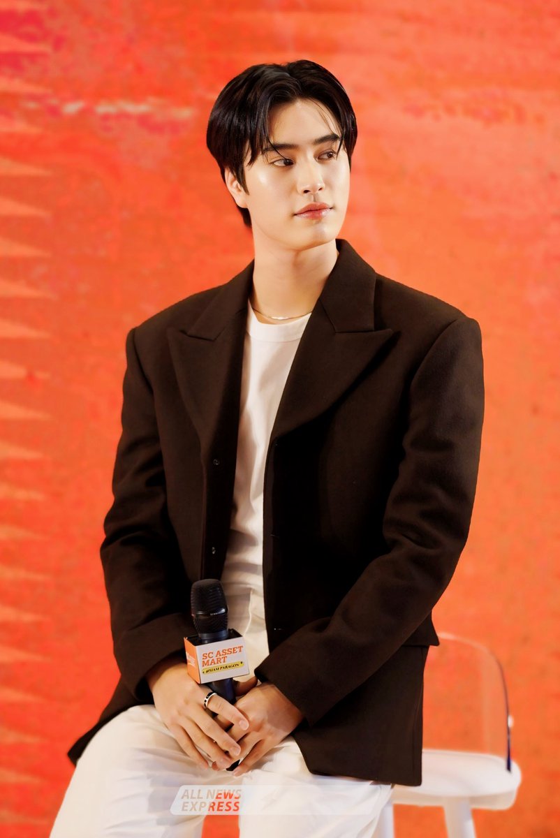 ALLNewsEXPRESS1's tweet photo. ลูกบ้าน SCAsset คนนี้ติดแกลมสุด "เจมีไนน์ นรวิชญ์" ร่วมงาน "SC ASSET MART" ลดสุดๆแล้วจริงๆ
PRESS CON SC ASSET X NORAWIT
#SCAssetMartxGemini
#SCAsset
#SCAssetMart
#ลดสุดๆแล้วจริงๆ
#BestPriceEver
#MidYearSale
#ForGoodMornings
#SCAssetXGemini
#Gemini_nt
#เจมีไนน์นรวิชญ์
#เจมีไนน์