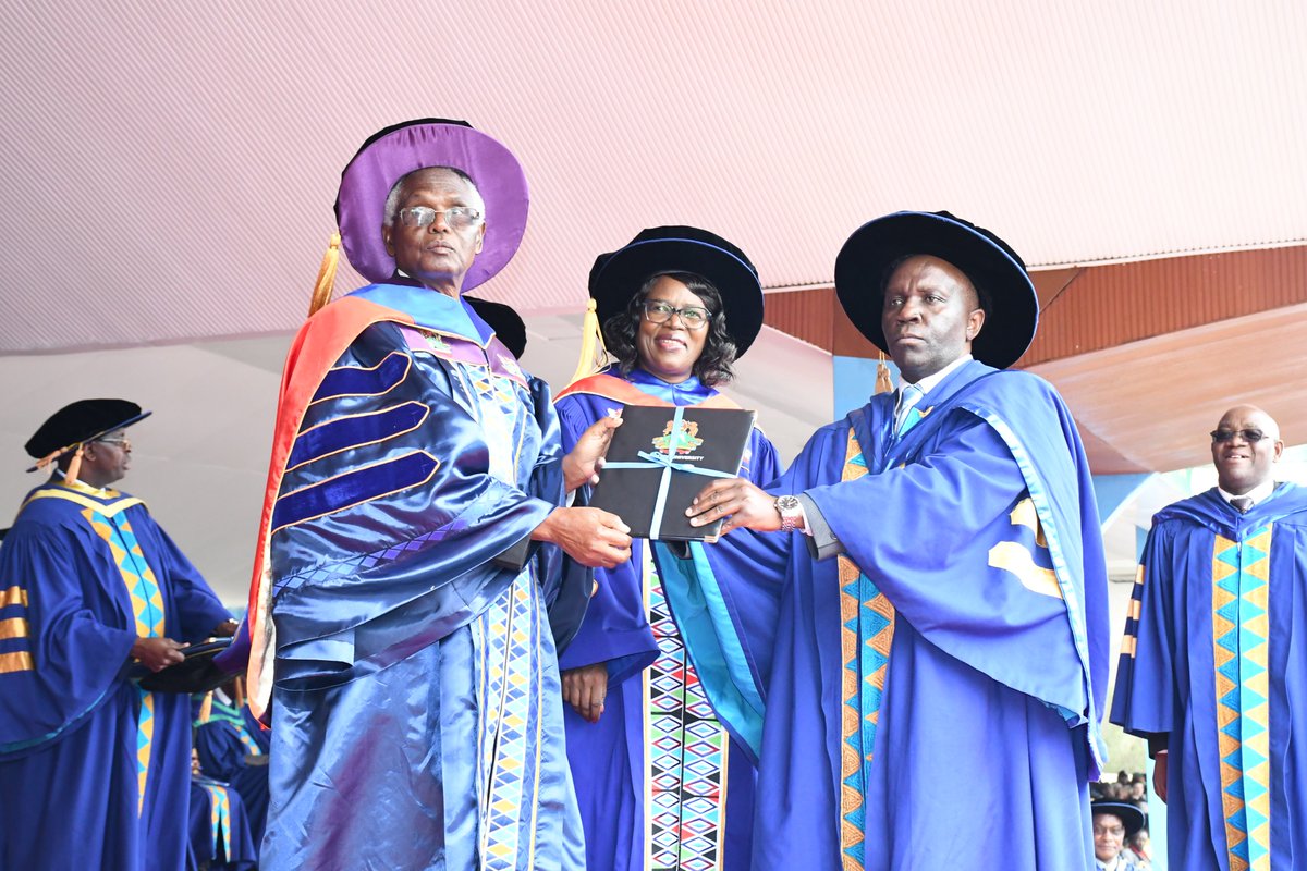 KenyattaUni's tweet photo. Conferment  of PhD Degrees #KU55thGraduation #ProudToBeKU #KUClassof2024 https://t.co/L8OL0K9buz