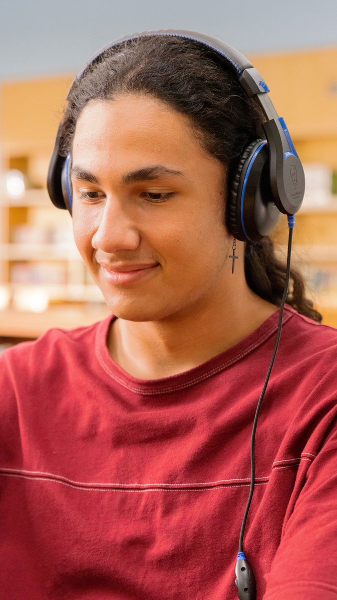 TWTAudio's tweet photo. ๐ง Get back in the school groove with TWT Audio! Our comfortable designs, cutting-edge tech, and premium sound quality are guaranteed to last all year round. Make a statement with TWTAudio ๐โจ #backtoschoolgear #headphones #headsets #education #edtech https://t.co/gBHQHNwwCZ