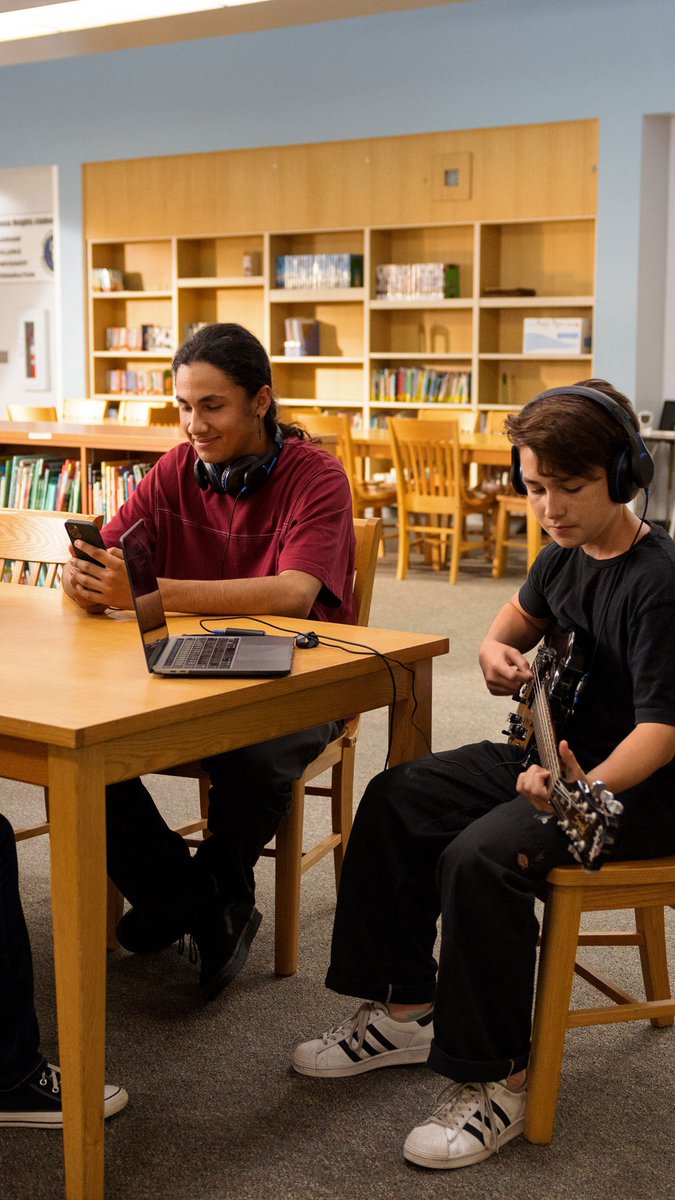 TWTAudio's tweet photo. ๐ง Get back in the school groove with TWT Audio! Our comfortable designs, cutting-edge tech, and premium sound quality are guaranteed to last all year round. Make a statement with TWTAudio ๐โจ #backtoschoolgear #headphones #headsets #education #edtech https://t.co/gBHQHNwwCZ