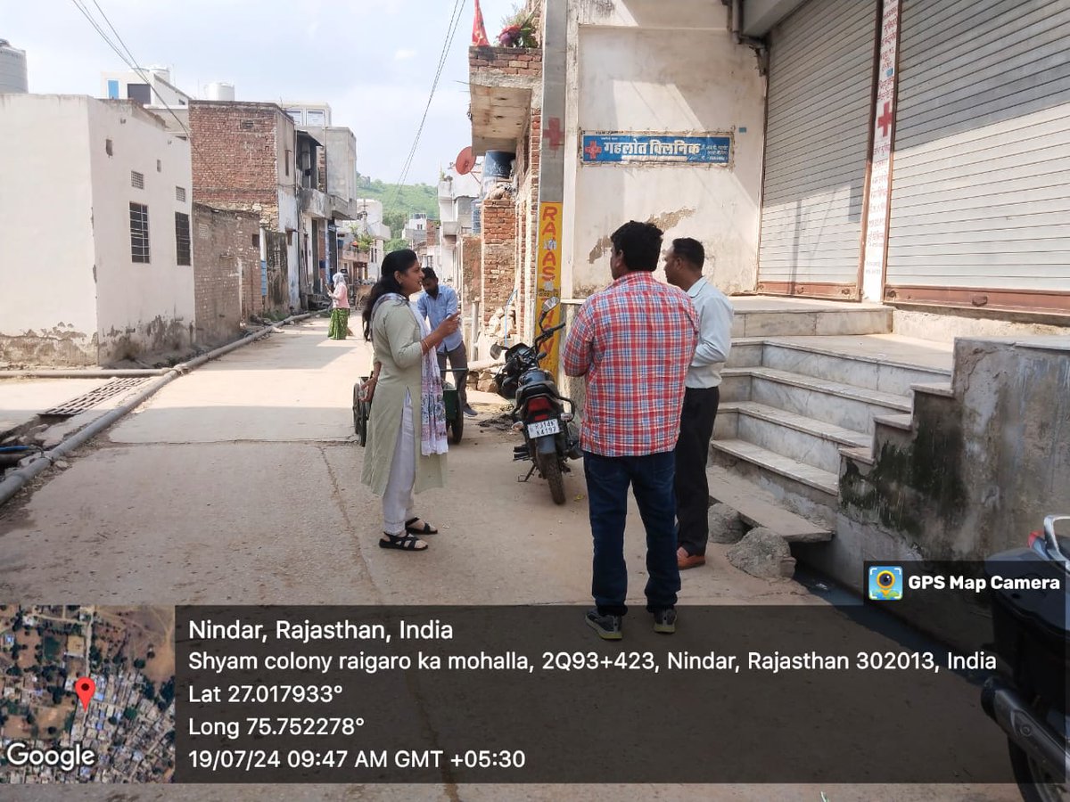 Swachh_Jaipur's tweet photo. नगर निगम ग्रेटर जयपुर मुरलीपुरा ज़ोन उपायुक्त द्वारा वार्ड क्र. 1,2,3 का निरीक्षण किया गया व #Usercharge देने हेतु स्थानीय नागरिको को समझाइश दी गई।
#SwachhSurvekshan2024 #SwachhBharat #Rajasthan https://t.co/ayU2YFrKn7