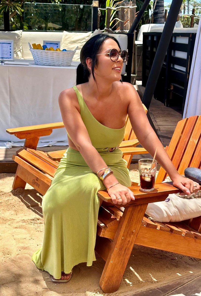 kaanhawes's tweet photo. Happy bday baby @_Stephhs #stillfit 😍 https://t.co/pVRINnMsIm