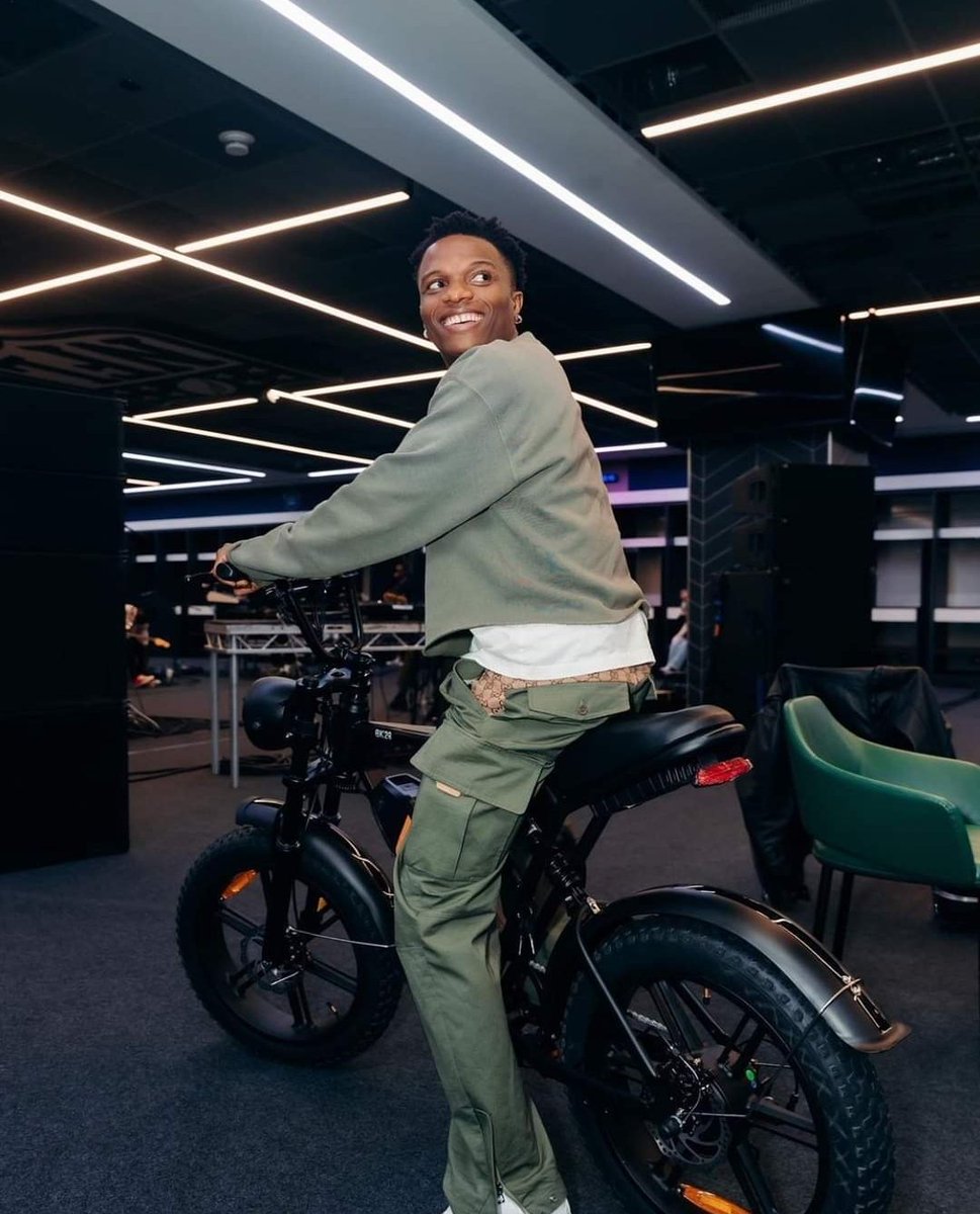 MachalaDoctor's tweet image. Wizkid FC , tap in 🦅❤️💯