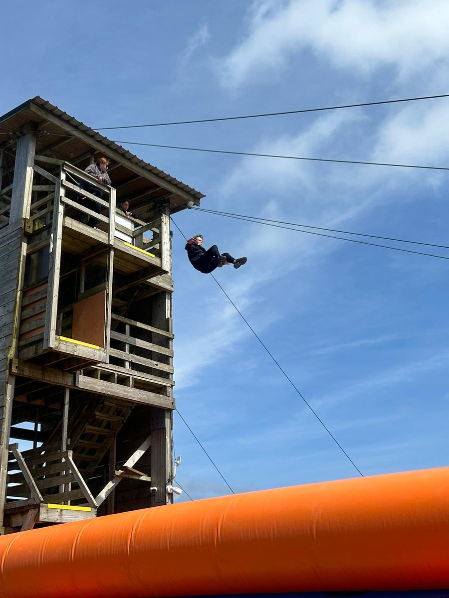 KHS 3-19 WELSH tweet media