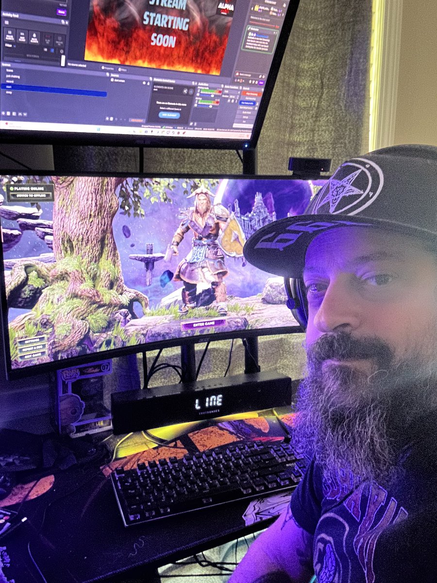 LordValicGames's tweet photo. Let’s get rocking into the weekend with some @lastepochgame live on https://t.co/WL1GbMFSVQ or link in bio. Special stream later tonight with the munchkin https://t.co/rxu4vpdq50