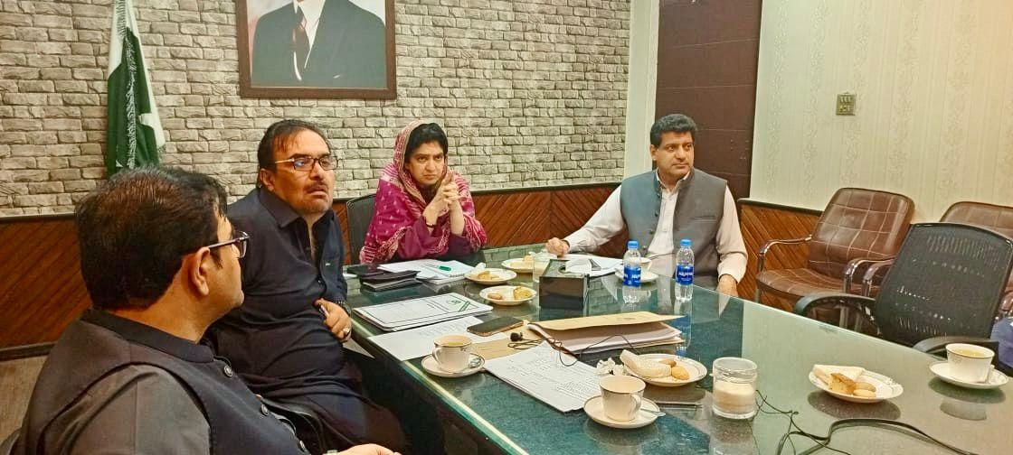 ZahoorBuledi's tweet photo. Cabinet Sub-committee on amendment of Balochistan Universities Act 2022 held its third & final meeting in which Chairman HEC Dr. Mukhtar Ahmed also participated and gave his valuable inputs. Sub-Committee has finalised its proposed amendments which will be placed in forthcoming Cabinet meeting and subsequently tabled before Provincial Assembly for final approval.
