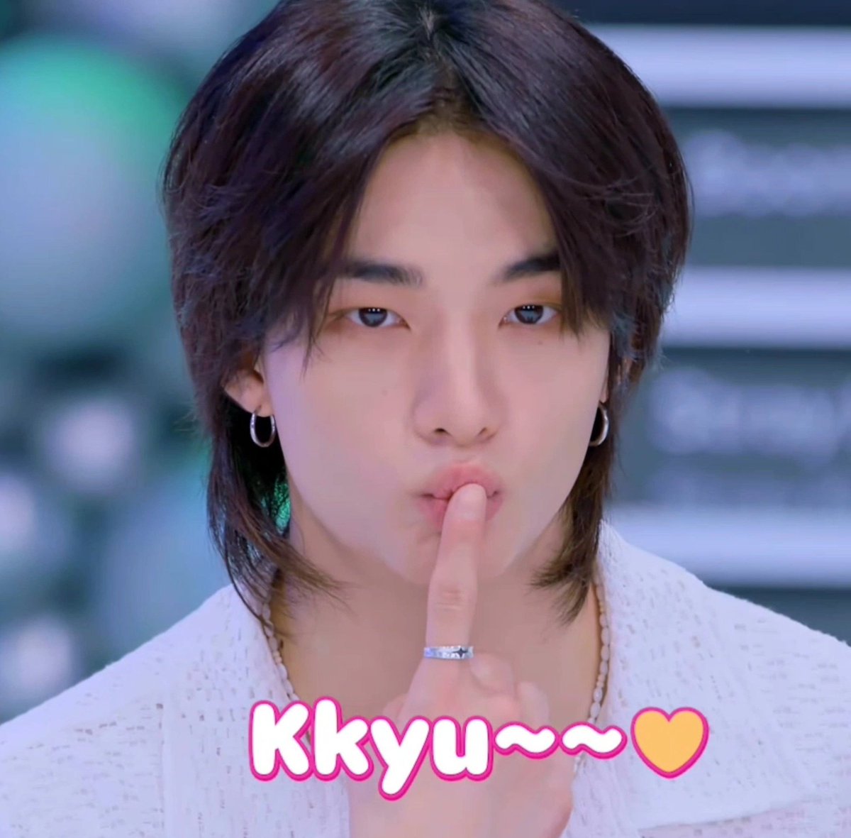 ssomi_SKZlove's tweet image. CHK CHK                                   BOOM