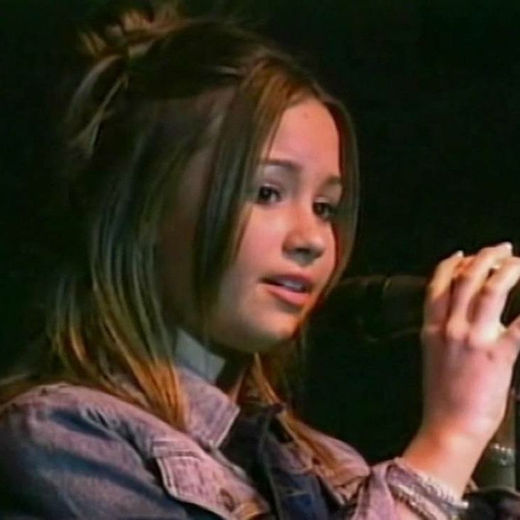 archivefordemi's tweet photo. demi lovato. 🥹 https://t.co/BqBIHs7Cl8