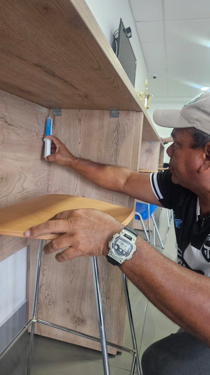 conadespanama's tweet photo. “Con el objetivo de garantizar las mejores condiciones laborales para el personal, las oficinas centrales del #CONADES, fueron sometidas a un proceso riguroso de limpieza (fumigación y nebulización).  Agradecemos al @MINSA  su colaboración.”  Antonio Tercero González - S. E. https://t.co/GFgwYZ28pZ