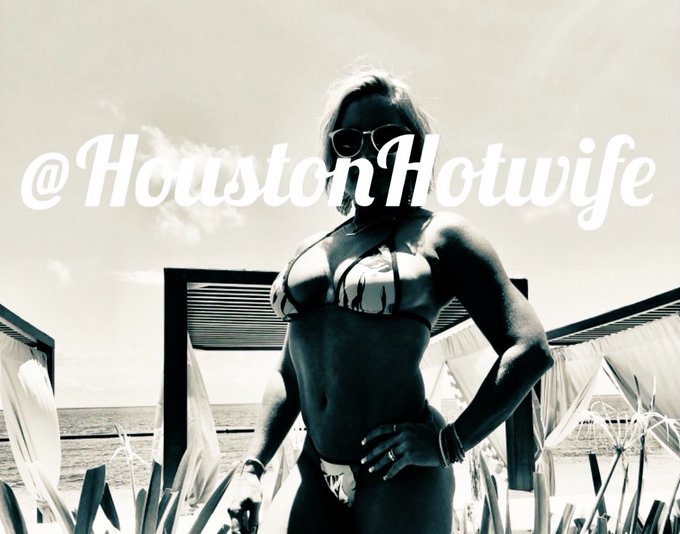 Weekend is starting!  What are your plans?  I&rsquo;m meeting a friend for a rendezvous and a little pool time<a href="/tag/satisfied"class="tags"><span>#satisfied</span></a>