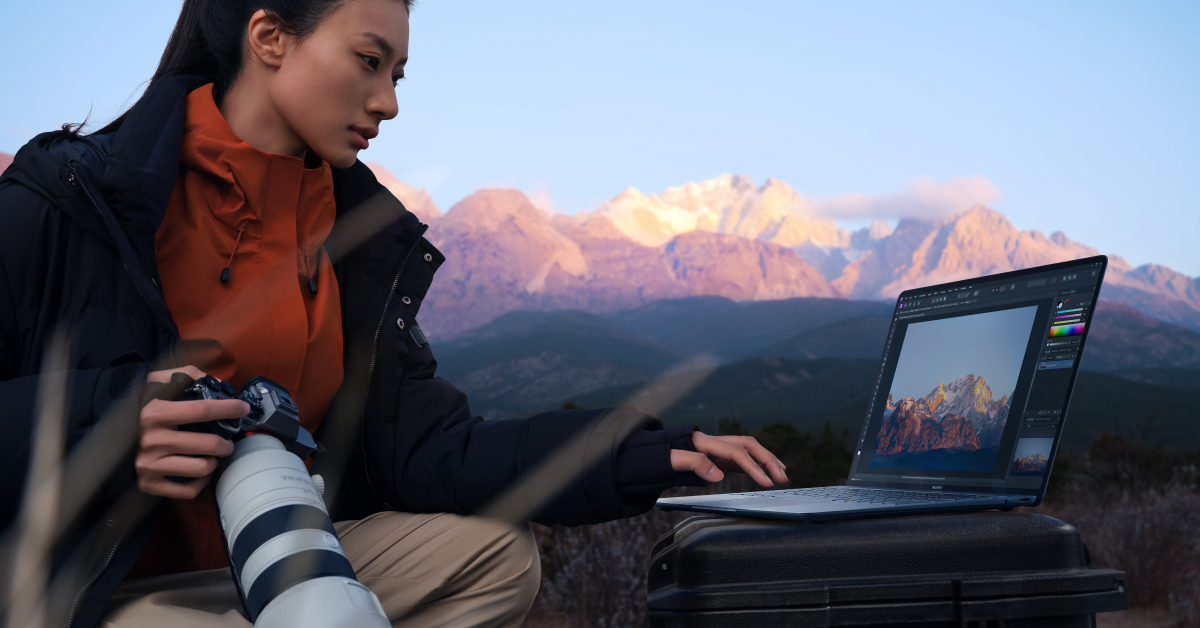 HuaweiZA's tweet image. 🎒 Pack light, travel far! Our 980g ultralight #HUAWEIMateBookXPro is the perfect companion for your next adventure. 🌟

Buy yours now :bit.ly/45wH7LG