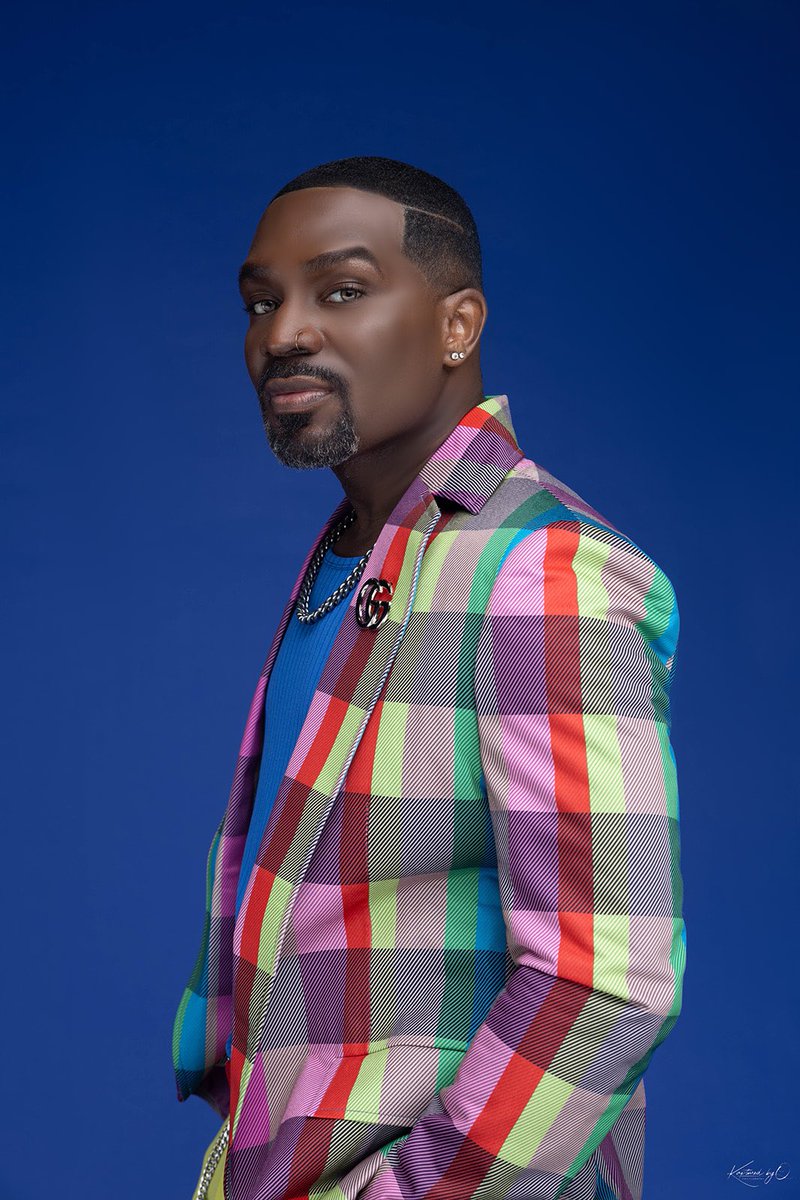 KINGMARQBEE's tweet photo. GRWM “Colors Edition “#atlstylist . #fyp #viralvideo #albanygeorgia #atlanta #blackmen #blackmenwithstyle #mensfashion #mensgrooming #menstyle #hbcu #hbcugrad #mensfashiontips #menswear #menstyleguide #kappaalphapsi #WeekendVibes #airportoutfit #fashioninspo #OOTD #grwm https://t.co/T1G4r6CEf4
