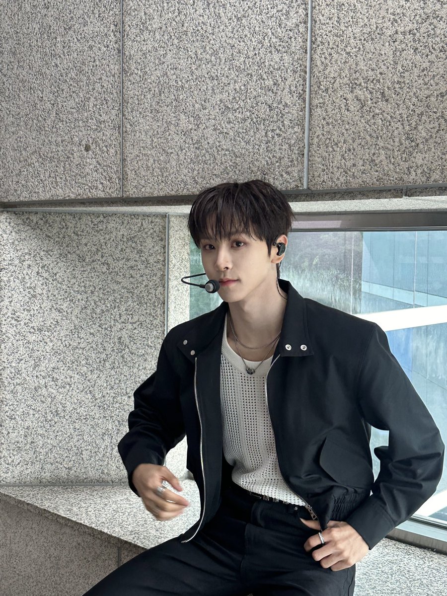 BAE173_member's tweet photo. [#유준]

내일은 주말👍🏻

#BAE173 #비에이이173
#YOOJUN https://t.co/P7uBaWHoTr