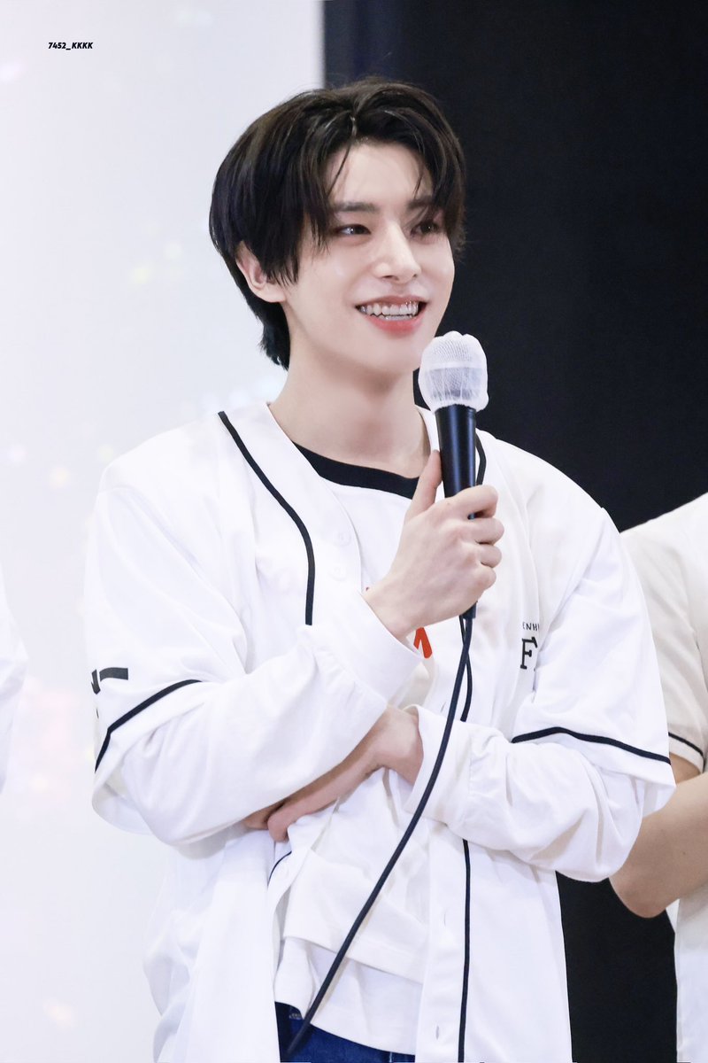 7452_kkkk's tweet photo. 240719

#엔하이픈_제이크 #엔하이픈 #ENHYPEN
 #JAKE #ジェイク #제이크
@ENHYPEN_members https://t.co/6xS2d7IAXD