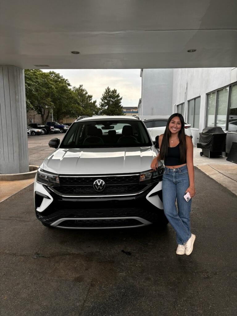 GreeleyVW's tweet photo. Congrats to Elizabeth on her new #VWTaos! Thank you for the opportunity to earn your business!

#greeley #greeleyco #greeleycolorado #happycustomer #vw #volkswagen #vwfamily #vdub #vdublove https://t.co/yRbbadYZBL
