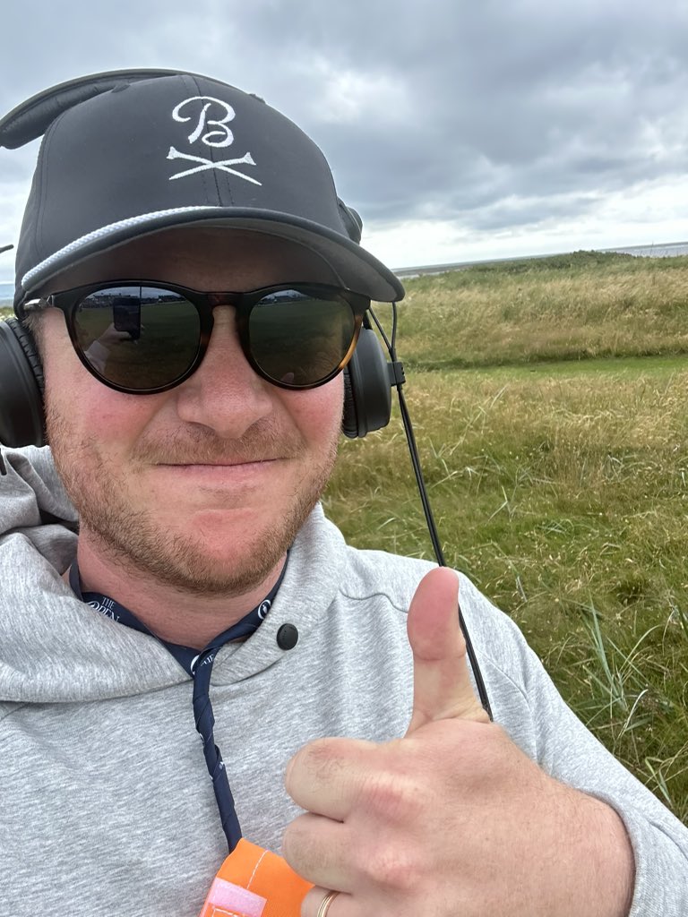 Out here again with <a href="/5liveSport/">BBC 5 Live Sport</a> and I can’t begin to stress how nightmarish this front 9 is playing. Strongest wind of the week, dead into. Guys looking miserable.
