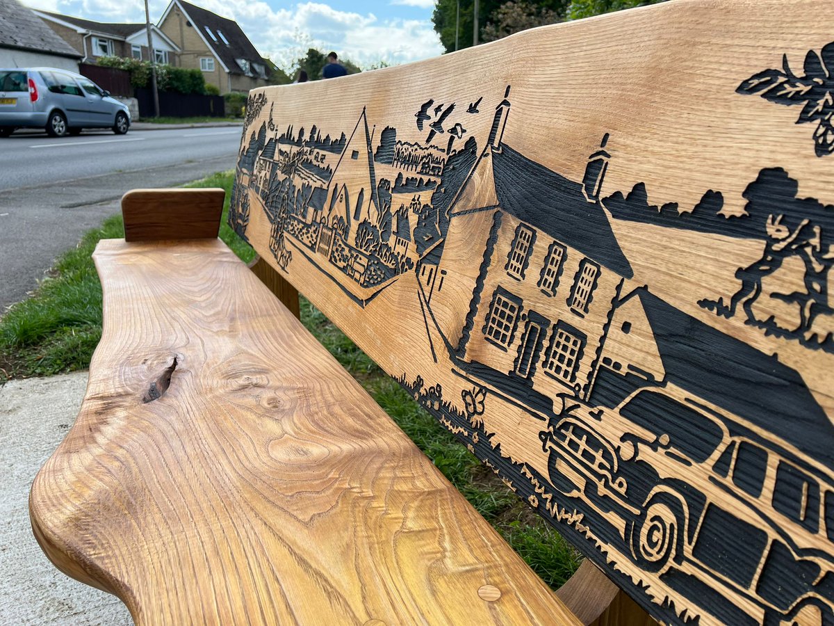 GreenspacePegs's tweet photo. Kingston Bagpuize with Southmoor Parish Council have a new pair of etched benches with custom armrests. Each bench picks out local landmarks &amp; key features from the history of this picturesque village. Beautiful artwork by Mike Langman @clennonvalley  #Benches #oxfordshire https://t.co/cBsgYIhswB