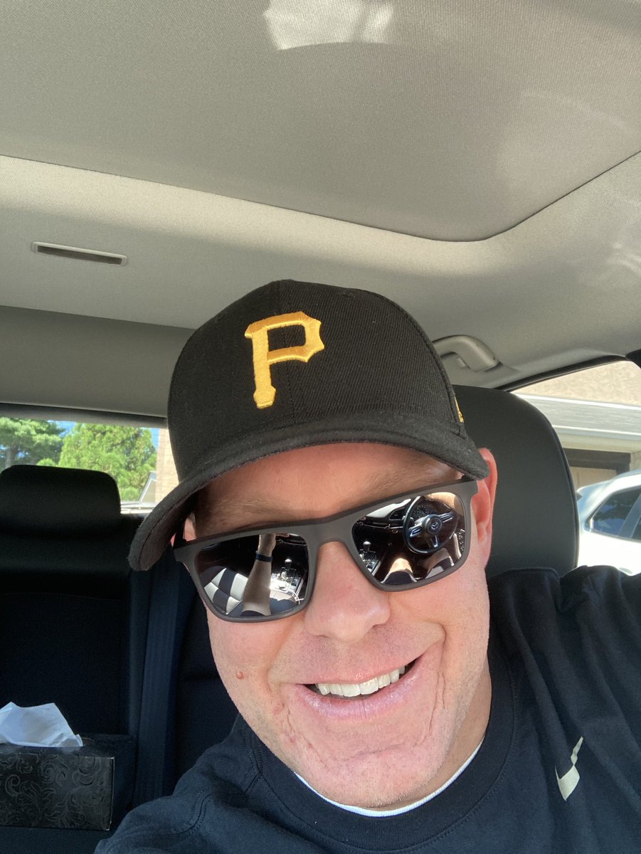 Mr_Jon_Winkle's tweet photo. To all my #RingTheBell colleagues and friends who are on the Turnpike heading to Pittsburgh right now - #LetsGoBucs !! #battleofPA https://t.co/GNxYNZHdSO