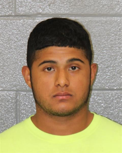 libsoftiktok's tweet photo. This is Carlos Robert Diaz, an illegal from Honduras. He was arrested in NC for carrying out a random sh**ting spree which included 5 sh**tings that left one innocent person d*ad and many others injured.

How many more innocent Americans have to d*e?! https://t.co/00XqklkLCH