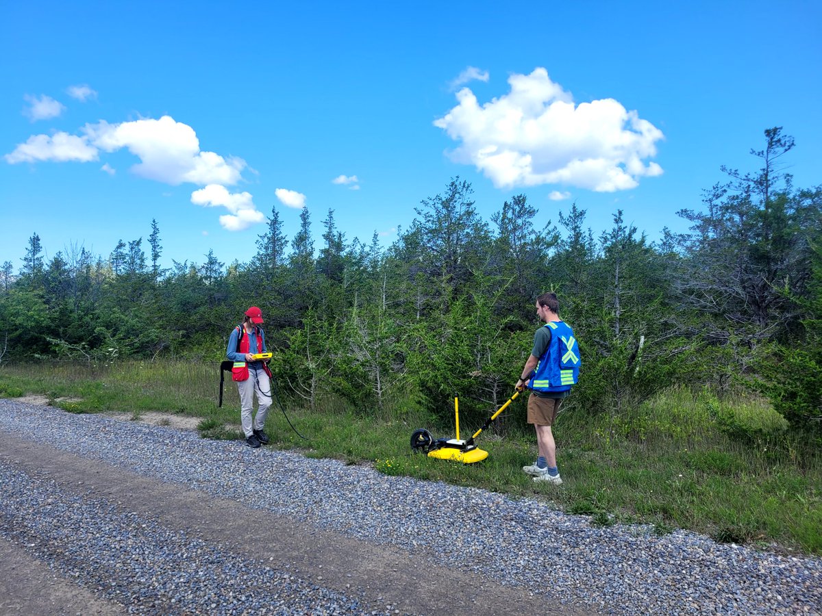 Alex Peace (@alpeacegeo) on Twitter photo <a href="/McMasterSEES/">McMaster SEES</a> students <a href="/juliapnielsen/">Julia Nielsen 🌎🏔️</a> and @ethandavies33 are conducting a #GPR survey on the last day of #geophysical #fieldwork looking for #neotectonic deformation. <a href="/McMasterScience/">McMaster Faculty of Science</a> <a href="/McMasteResearch/">McMaster Research</a> <a href="/McMasterSEES/">McMaster SEES</a> students <a href="/juliapnielsen/">Julia Nielsen 🌎🏔️</a> and @ethandavies33 are conducting a #GPR survey on the last day of #geophysical #fieldwork looking for #neotectonic deformation. <a href="/McMasterScience/">McMaster Faculty of Science</a> <a href="/McMasteResearch/">McMaster Research</a>
