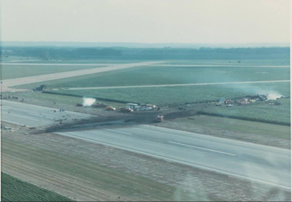 SIOUX_CITY_FIRE's tweet photo. On July 19, 1989, @united Flight 232 from Denver to Chicago, crashed while attempting an emergency landing near @SiouxGatewayAir. 112 died in the crash while 184 survived. Today, we honor the pilots, crew, passengers and first responders who were part of #Flight232 #SCFReady https://t.co/DRiKlR8kIl