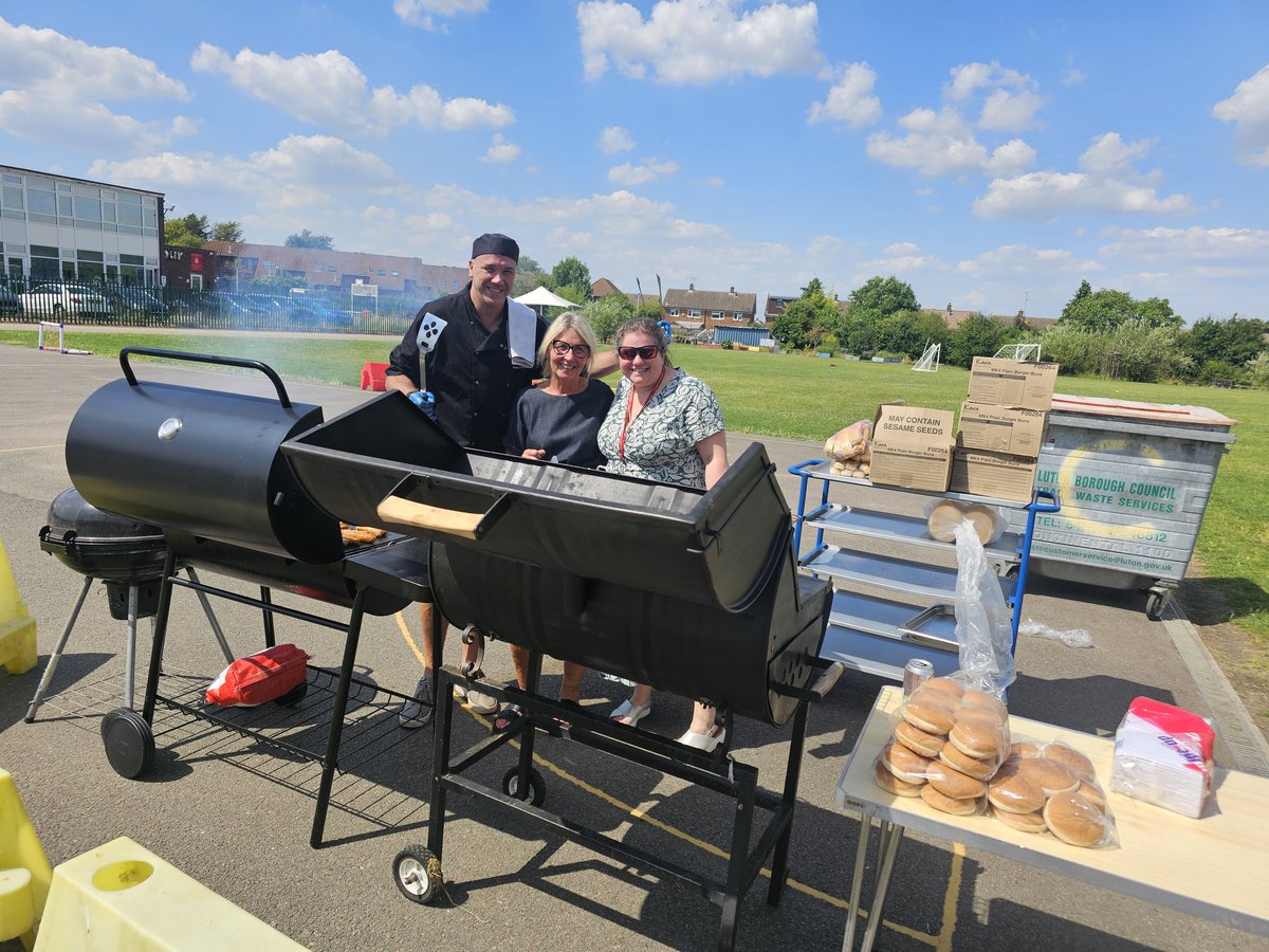 NoshyHussain's tweet photo. Staff BBQ #summerholidays https://t.co/XrIVMuqmQy