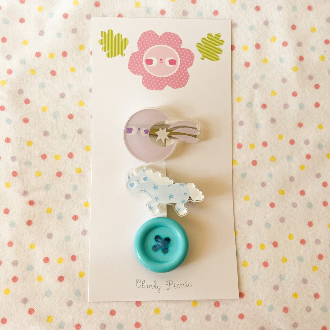 clunkypicnic's tweet photo. i love making hair clips <3 https://t.co/XffZHjQAke