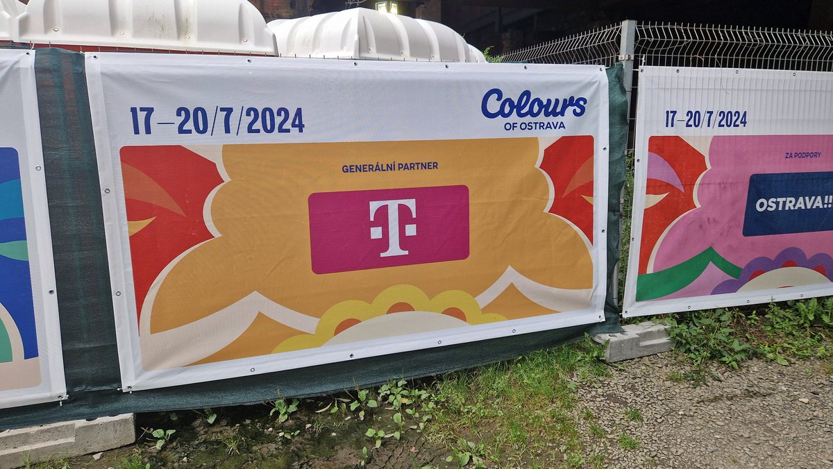Matoada's tweet image. #BeMagenta
#ColorsOfOstrava
#MeziSvými
