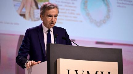 Les 10 premières fortunes en France totalisent 693 milliards € ! Pendant ce temps, des millions galèrent. #Inégalités #Challenges2024