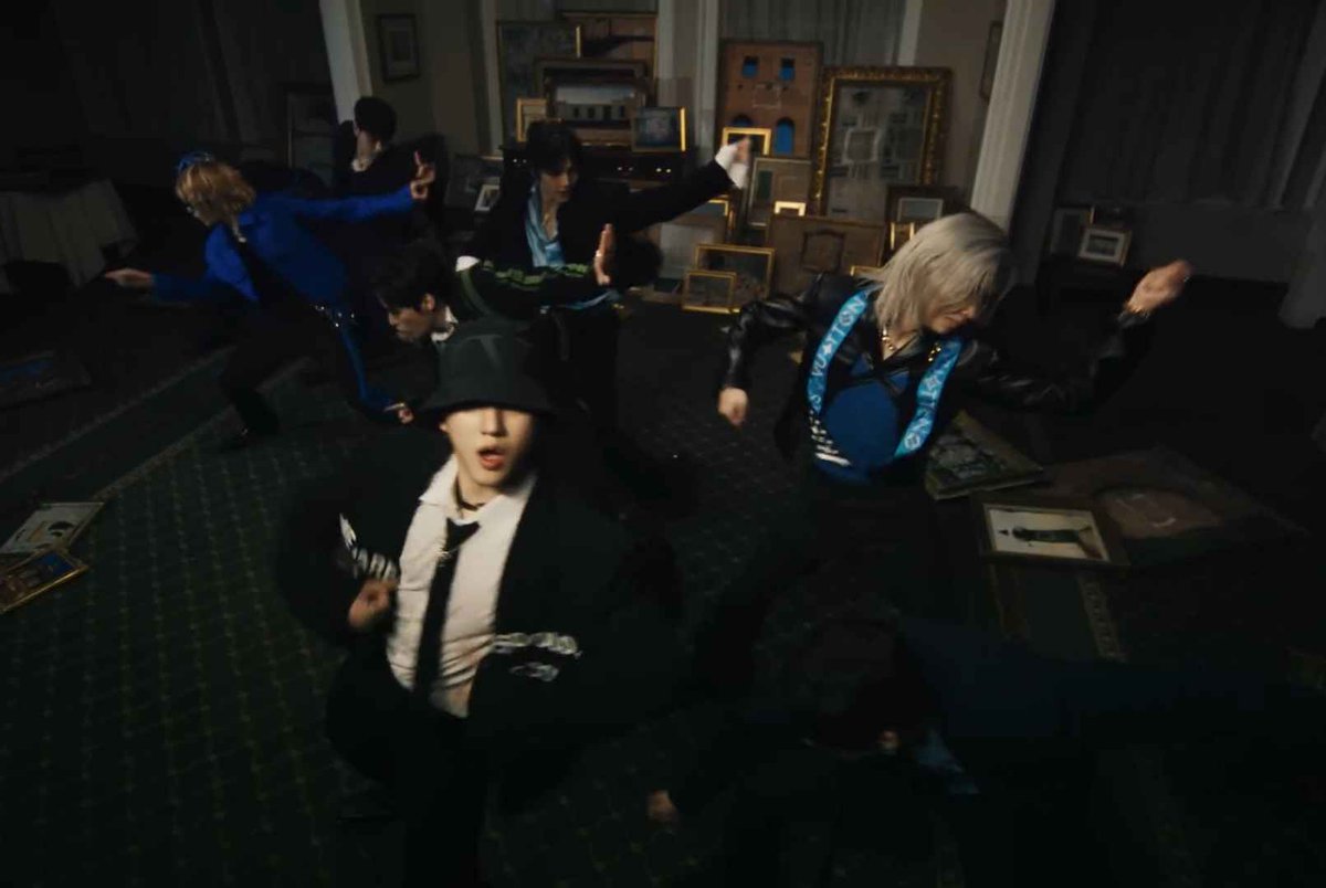 skzchartdata's tweet photo. Stray Kids Most Viewed M/V in the first 24 hours

#1 LALALALA — 12.966M
#2 S-Class — 12.044M
#3 MANIAC — 11.526M
#4 CASE 143 — 11.271M
#5 Thunderous — 10.733M
#6 Chk Chk Boom — 9.084M* (+1)🥠
#7 Back Door — 9.062M

📌 *still counting (14 hours left)

@Stray_Kids #StrayKids https://t.co/WD0aLBzJV0