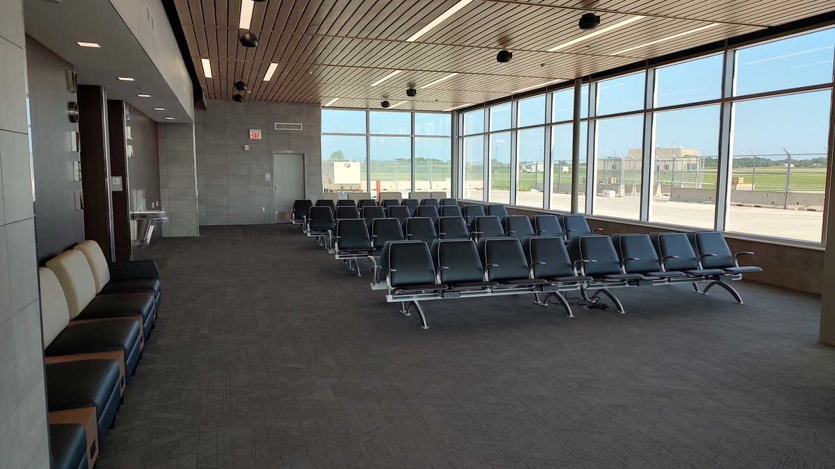 FlyMCW's tweet image. We are getting excited for the Grand Opening July 24th.  Furniture is installed and Dean Snyder Construction is putting the finishing touches on the final details of the new Terminal Building!    The First Flight from the new terminal is scheduled for July 31st!