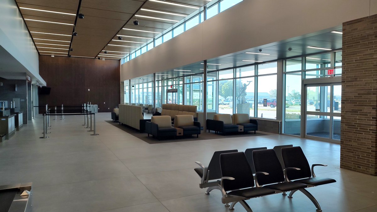 FlyMCW's tweet image. We are getting excited for the Grand Opening July 24th.  Furniture is installed and Dean Snyder Construction is putting the finishing touches on the final details of the new Terminal Building!    The First Flight from the new terminal is scheduled for July 31st!