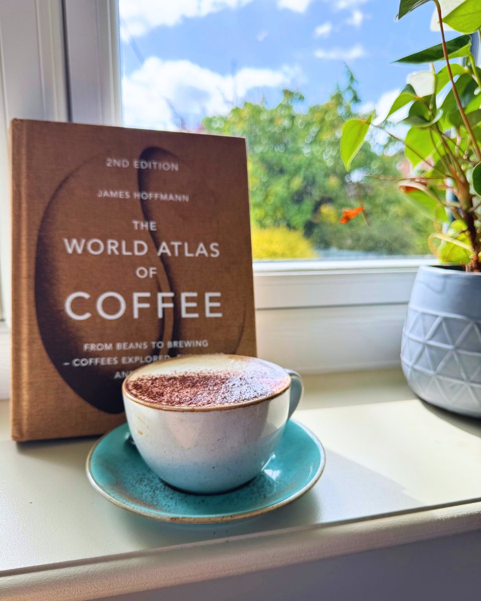 Tilleycoffee's tweet image. Nothing like a great cup of coffee in the sunshine hey? ☀️

Especially when it's a Tilley Green Coffee at that right... But, where are you getting your Tilley fix from this weekend?

#TilleyGreen #Shropshire #CoffeeSuppliers #CoffeeExperts