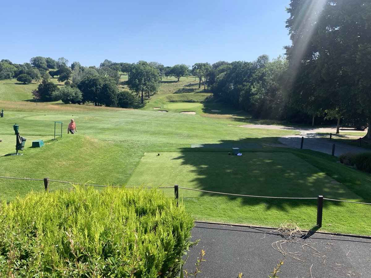 Great day @ Purley Downs Golf Course ⛳️ Next stop Woldingham!