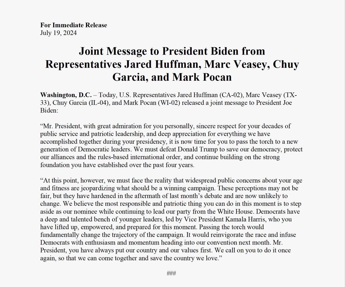 Wow- this is notable because Marc Veasey becomes first member of the Congressional Black Caucus to demand President Biden not run for reelection. 

Joined by leading progs Mark Pocan and Jared Huffman. And CHC progressive Chuy Garcia. (CHC BOLD PAC just endorsed Biden)
