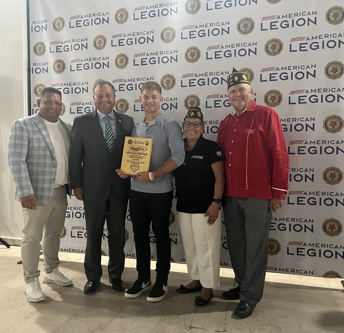 Blessed to receive Most Valuable Pitcher of the American Legion Tournament. This wouldn’t have been possible without all my coaches teammates and family and most importantly God !🙏🏼
<a href="/BaseballBobcats/">Benbrook Bobcats Baseball</a> <a href="/GabrielAlfaroG/">Gabriel E. Alfaro</a> <a href="/7arbaseball/">7AR Clubhouse Academy</a>