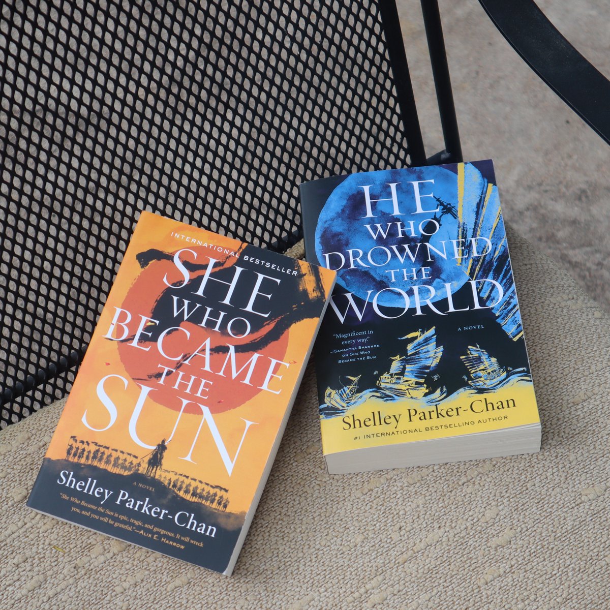 Tor Books (@torbooks) on Twitter photo Who's ready for a #sweepstakes?! Today, we're giving YOU the chance to win paperback copies of #TheRadiantEmperorDuology by <a href="/shelleypchan/">Shelley Parker-Chan</a>! ✨
Follow, like, and repost to enter! Good luck!
#TheRadiantEmperorDuologySweeps Who's ready for a #sweepstakes?! Today, we're giving YOU the chance to win paperback copies of #TheRadiantEmperorDuology by <a href="/shelleypchan/">Shelley Parker-Chan</a>! ✨
Follow, like, and repost to enter! Good luck!
#TheRadiantEmperorDuologySweeps